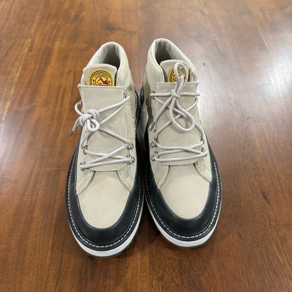 New! Converse Mountain Club Fleece Sneakers Boots Women’s Size 10.5 - Picture 2 of 7